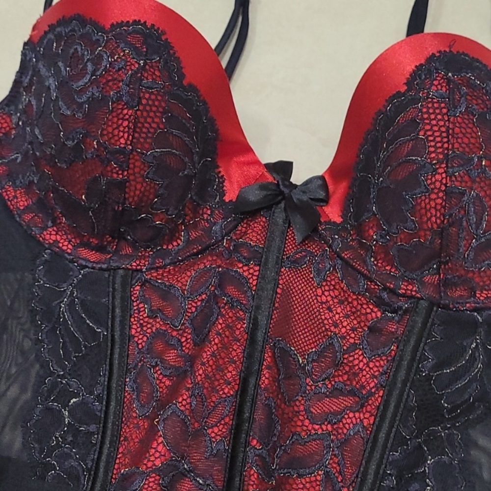 Victoria's Secret Red and Black Lace Chemise - Picture 3 of 12